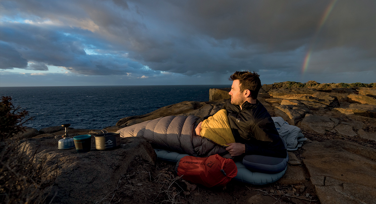 How to choose the right sleeping bag?